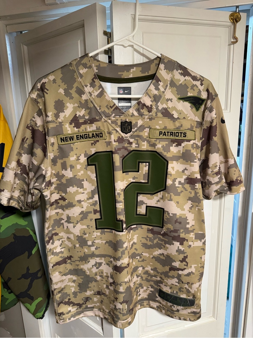 Tom Brady New England Patriots #12 Camouflage Football Jersey - Youth Large